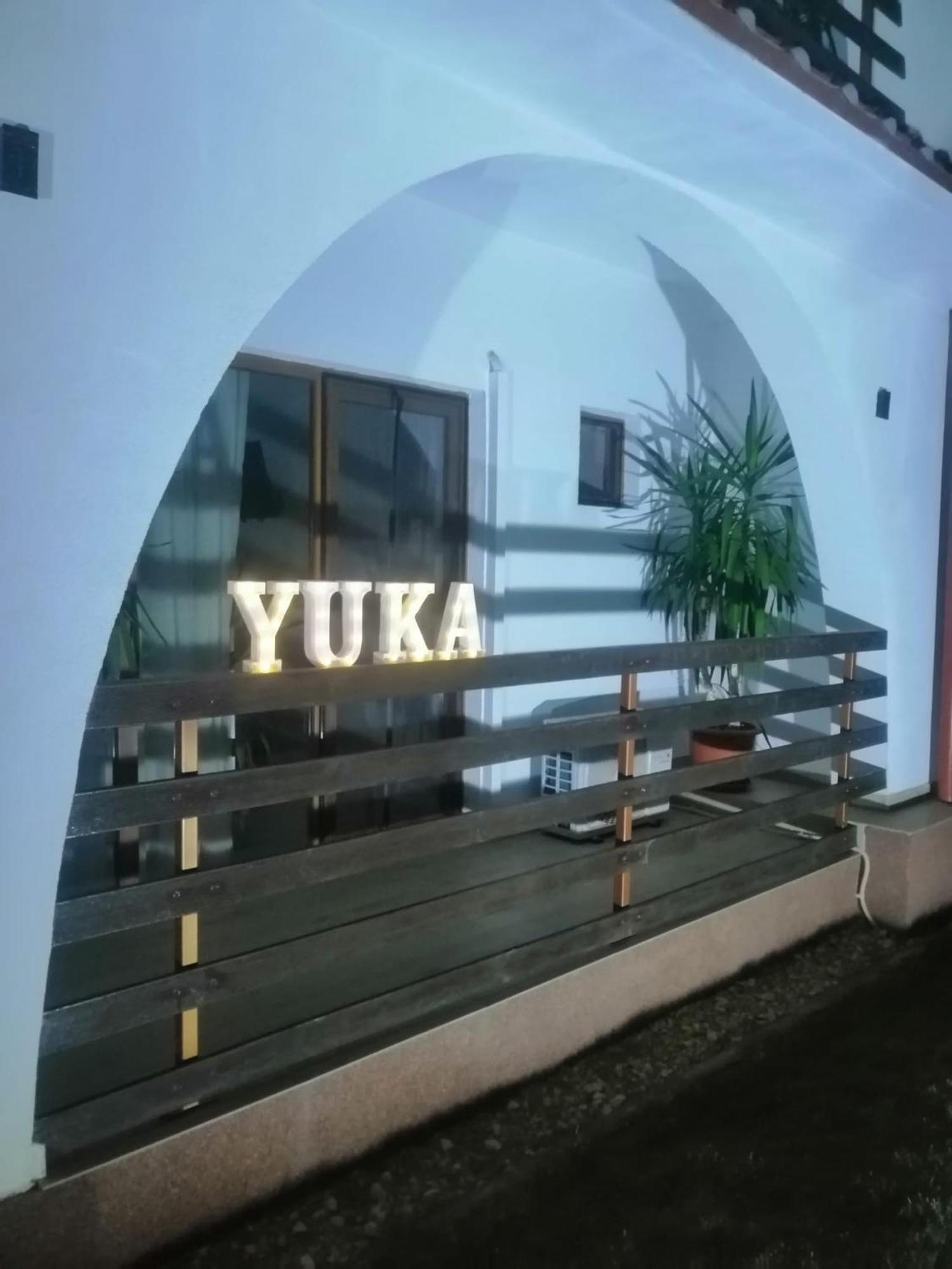 Отель Yuka Вама-Веке Экстерьер фото